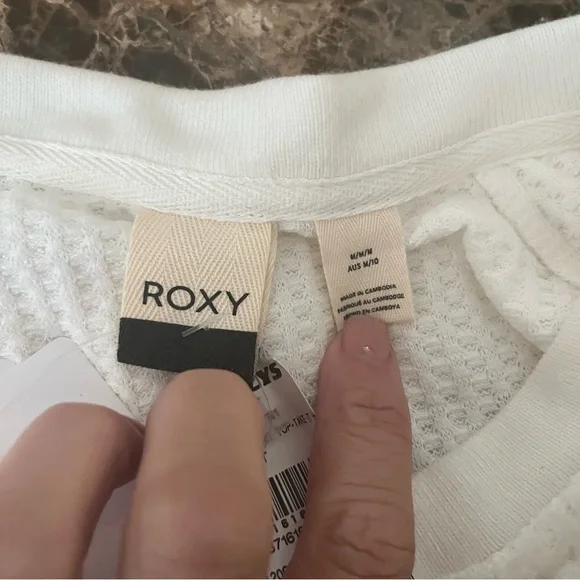 NWT ROXY Take It Home Cozy Waffle Knit Sweatshirt size Medium, White - Picture 5 of 10